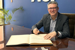 Robinson Klein reassume presidência