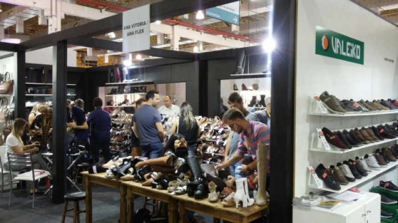 Estande Coletivo do RS leva 31 empresas para a Couromoda