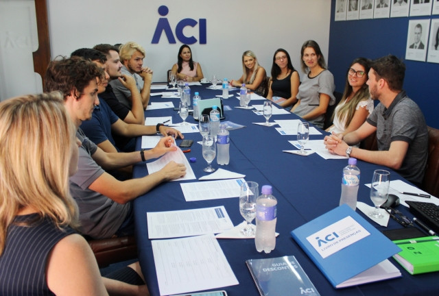 Comitê de Jovens Empreendedores da ACI realiza sua primeira reunião na nova gestão
