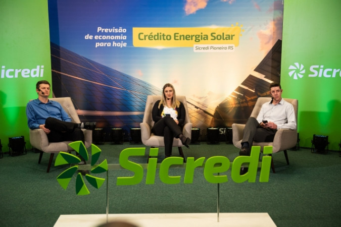 Sicredi Pioneira RS capacita 106 empresas de Energia Solar pelo Programa de Homologação de Integradores