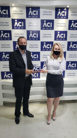 Jaeger Águas é homenageada
