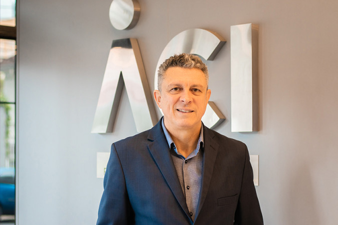 Robinson Klein reassume presidência