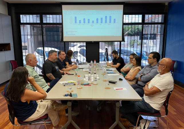 Primeira reunião de 2025 define eventos e visitas técnicas a empresas