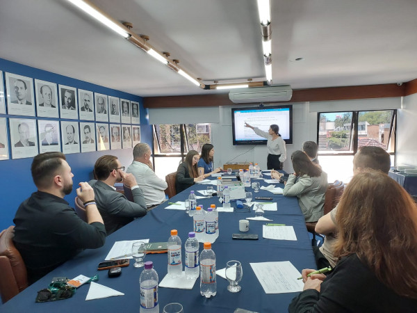 Reunião mensal define próximos eventos e ações para 2024
