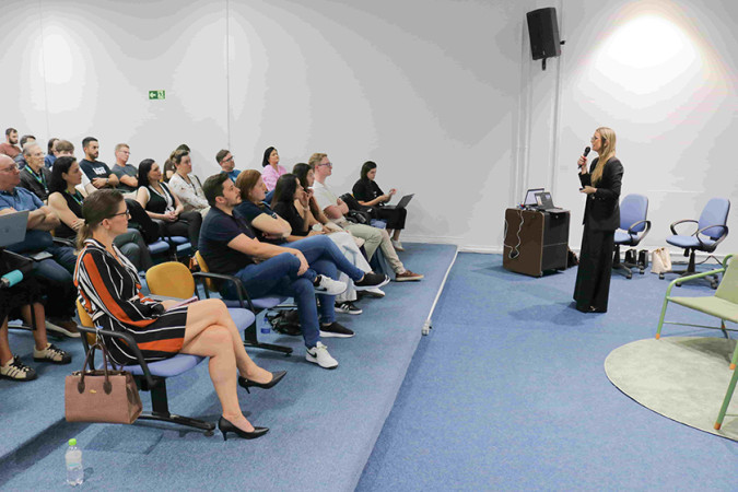 Arena da Exportação reúne público na Feevale e destaca case de internacionalização da OU