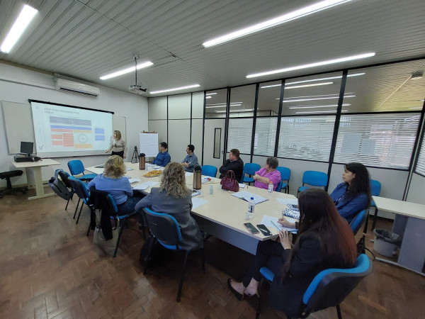 Unisinos sedia reunião mensal