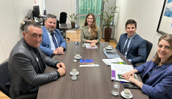 Documento com propostas para auxiliar empresas é entregue à bancada gaúcha e ao Governo Federal, em Brasília