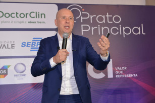 “Se sua empresa não está crescendo, ela está morrendo”, diz palestrante do Prato Principal