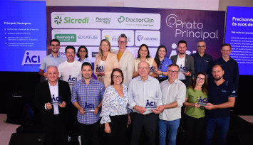 Empresas aniversariantes em fevereiro são homenageadas