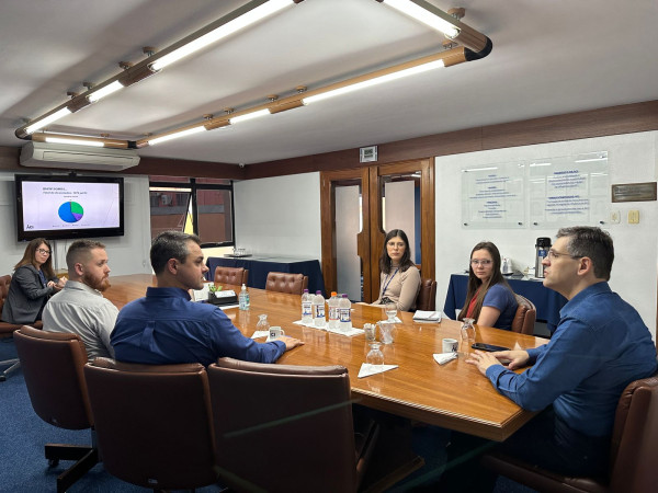 Visita de dirigentes da ACI de Montenegro e Pareci Novo