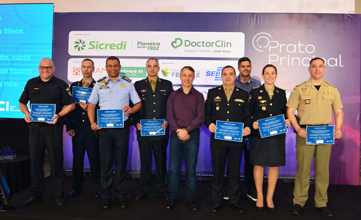 ACI homenageia forças de segurança pública da região