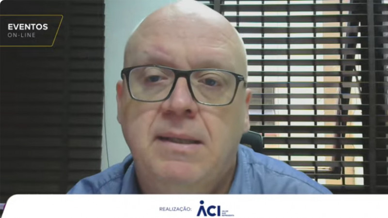 Advogado alerta para fragilidade do WhatsApp para aviso ao empregado em caso de abandono de emprego