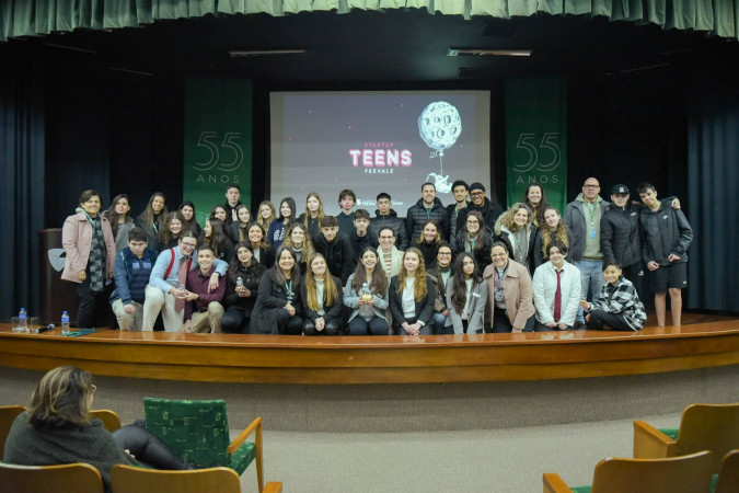 Projeto de fogão movido a luz solar vence Startup Teens da Escola de Aplicação Feevale