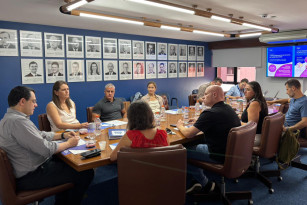 Bibi compartilha trajetória de sucesso e experiência em governança