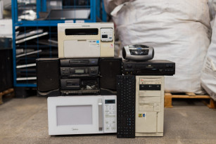 Reverse recebe descartes de eletrônicos até 19/12