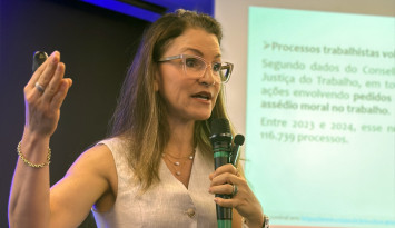Comunicação e conscientização são armas poderosas contra o assédio e a discriminação