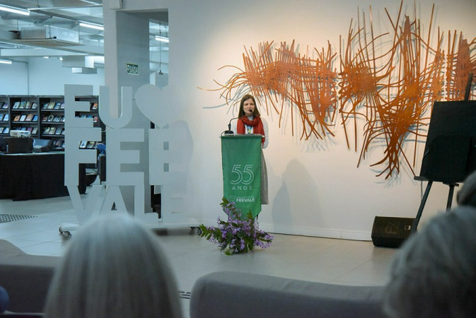 Lançada exposição que celebra os 55 anos da Aspeur/Feevale