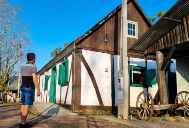 ACI pede informações à RGE sobre novas redes de alta tensão em Ivoti