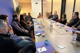 Sustentabilidade e planejamento estratégico pautam encontro do Comitê de Serviços da ACI